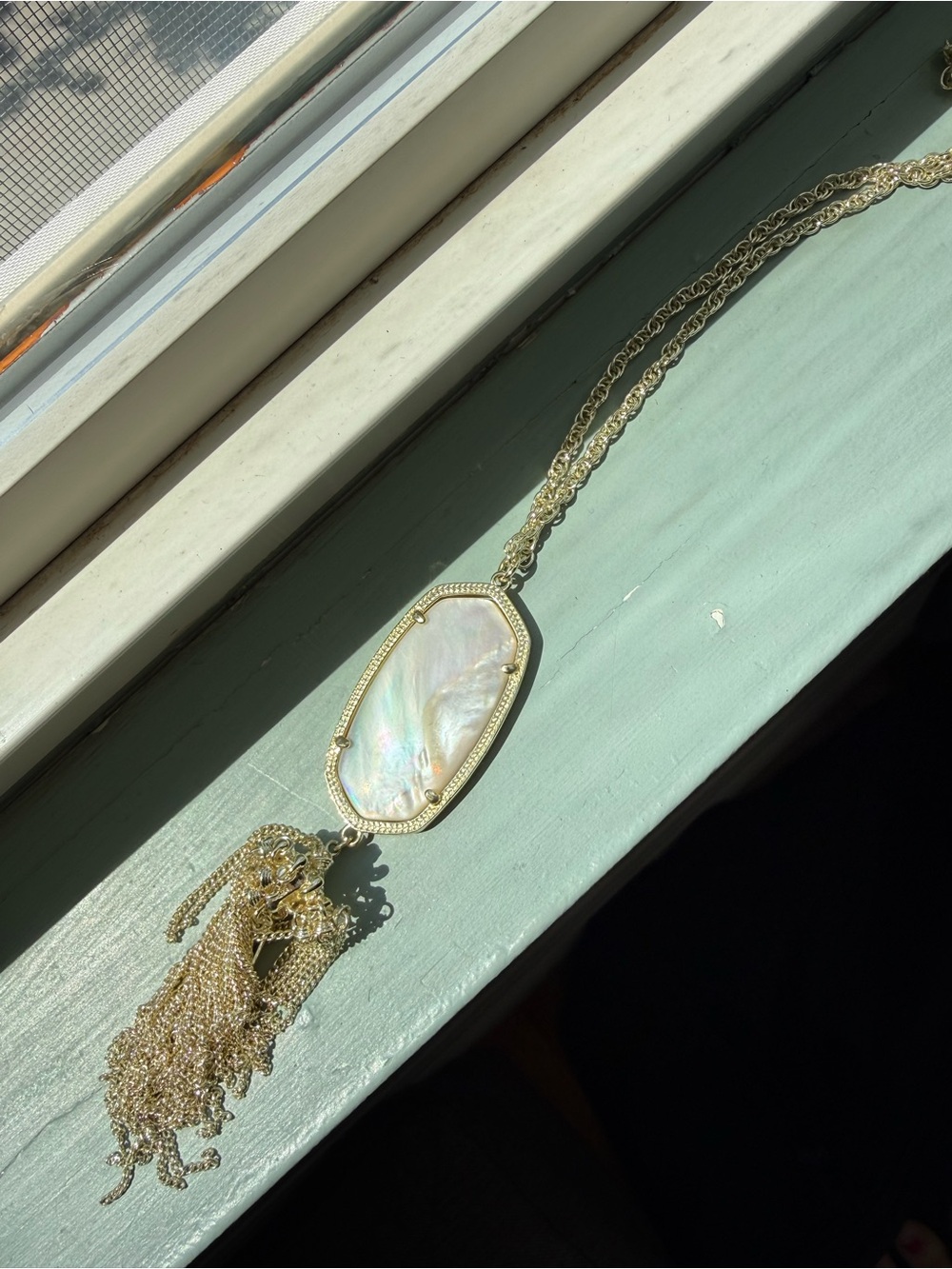 Kendra Scott Rayne Gold Tassel Pendant Necklace with Mother-of-Pearl Accent